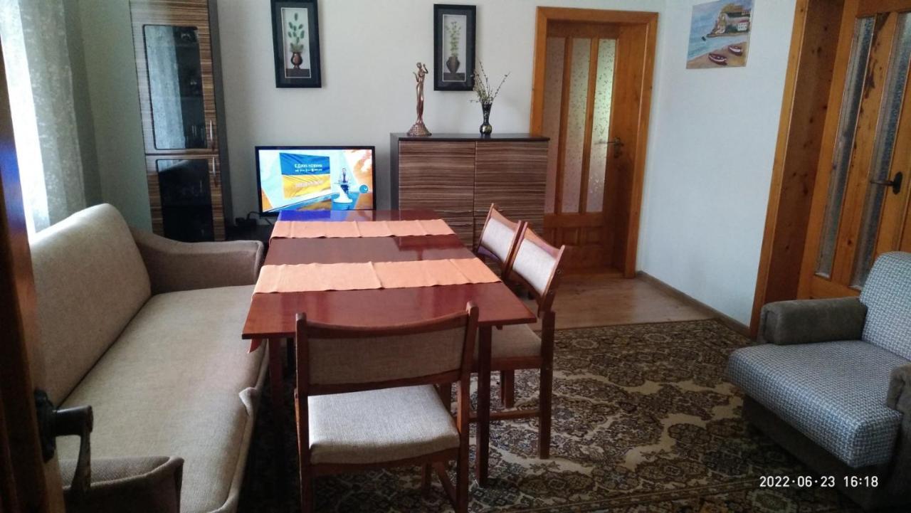 Hotel Pid Skeleyu Lazeshchyna Esterno foto