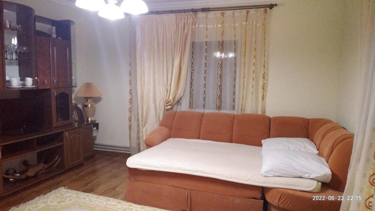 Hotel Pid Skeleyu Lazeshchyna Esterno foto