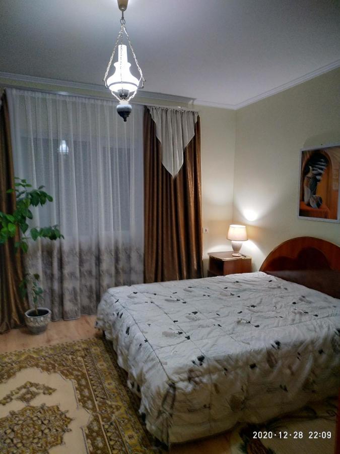 Hotel Pid Skeleyu Lazeshchyna Esterno foto